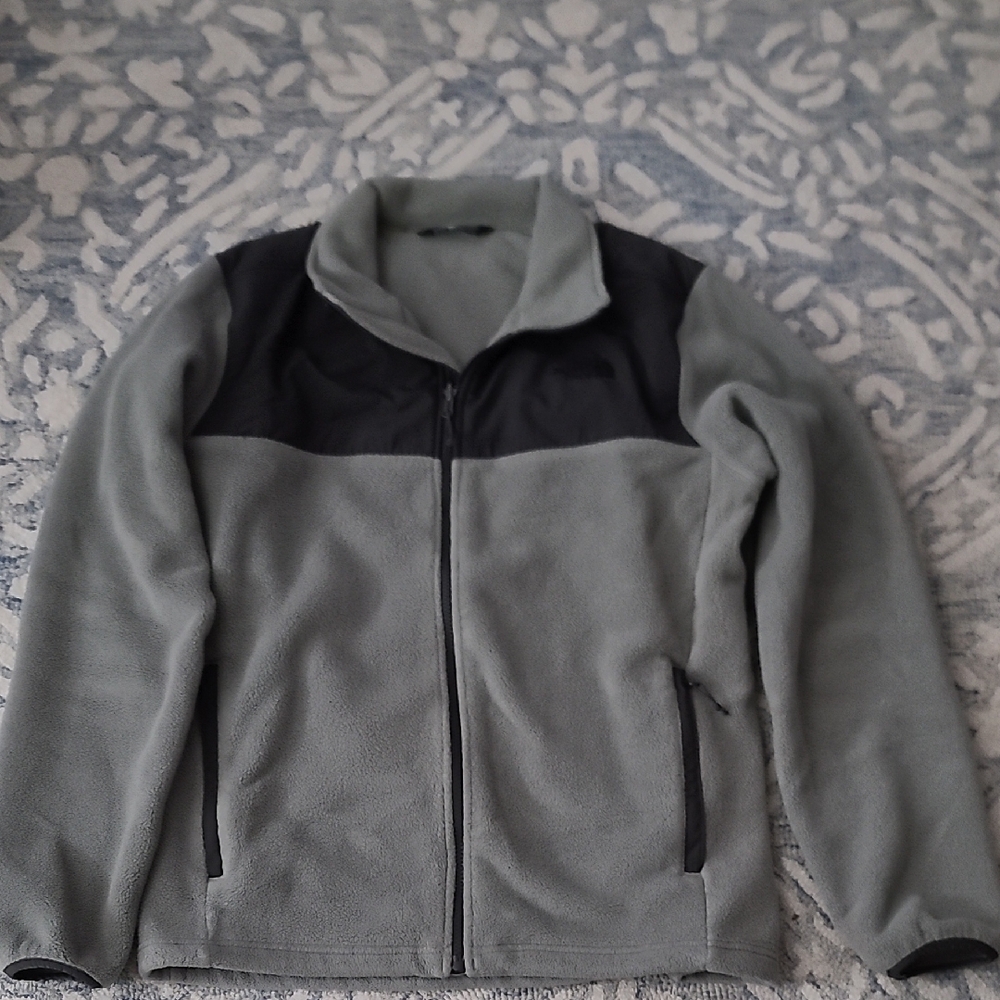 The North Face Men's Gray and Black Fleece Jacket